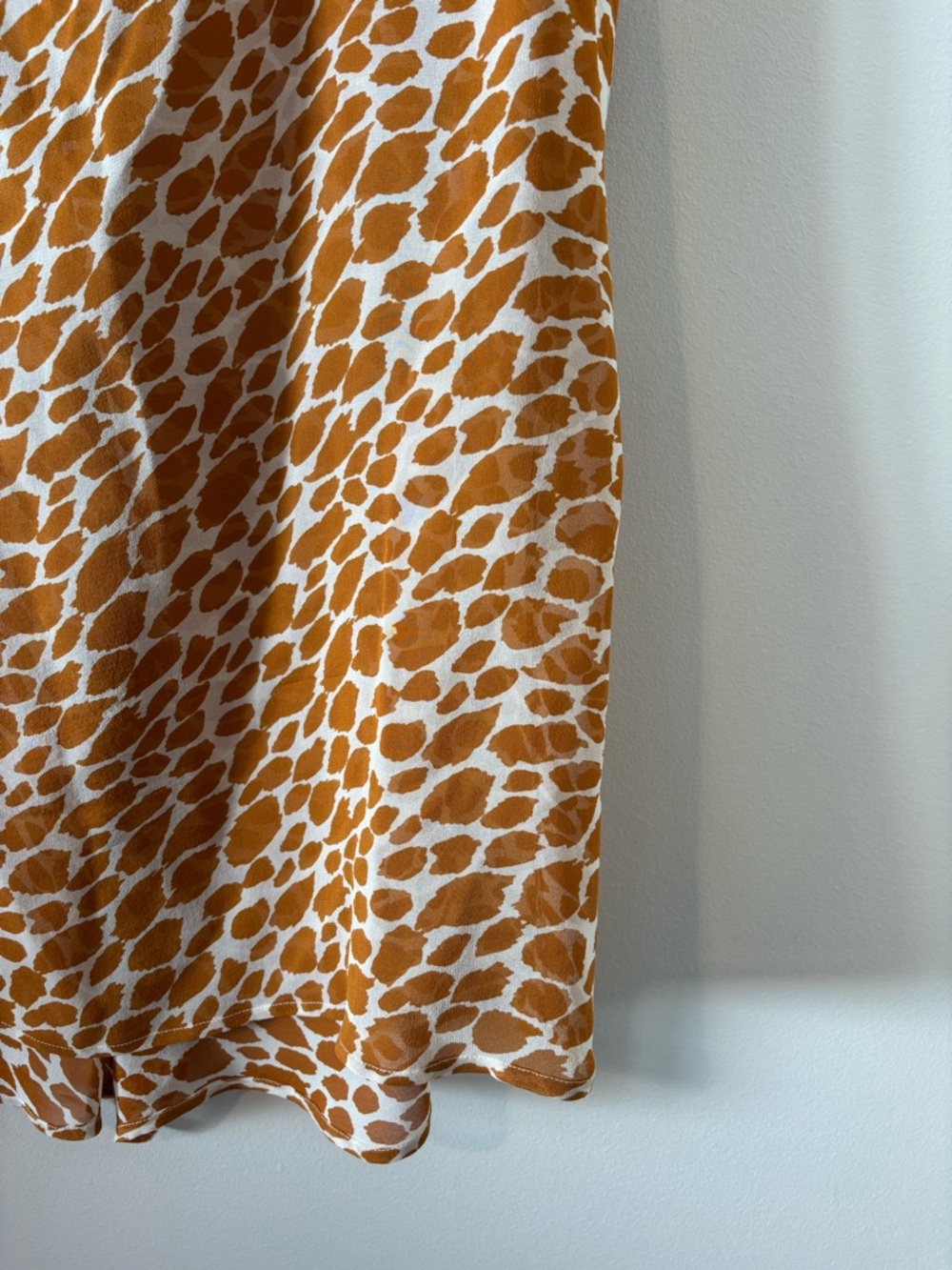 Doncaster 100% Silk Sleeveless Ruffle Front Blouse- Rust Animal Print - Picture 8 of 10